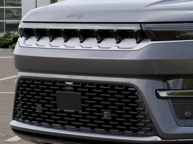 New 2026 Baltic-Gray Metallic Clear-Coat Exterior Paint Jeep  image 37