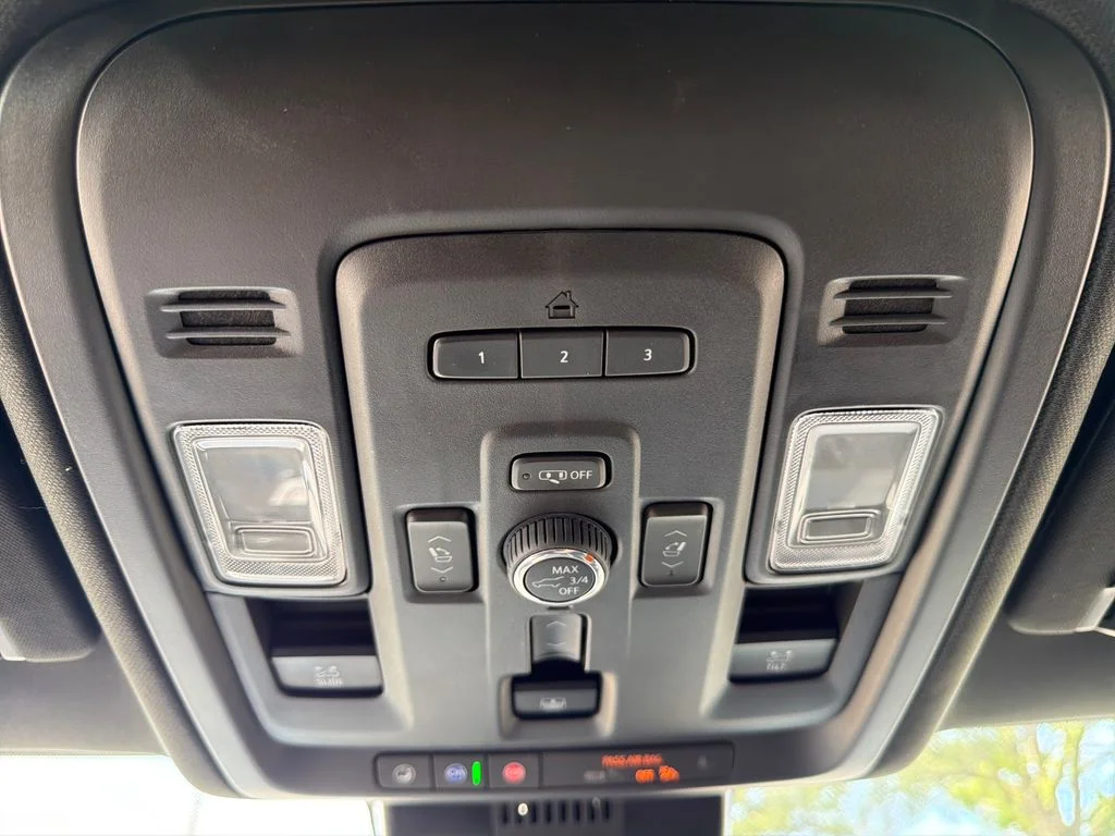 Used 2024 Sterling Metallic GMC Denali image 37