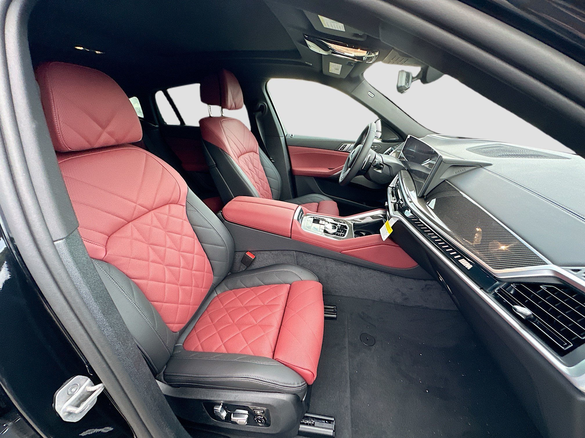 New 2027 Black Sapphire Metallic BMW M60i image 20