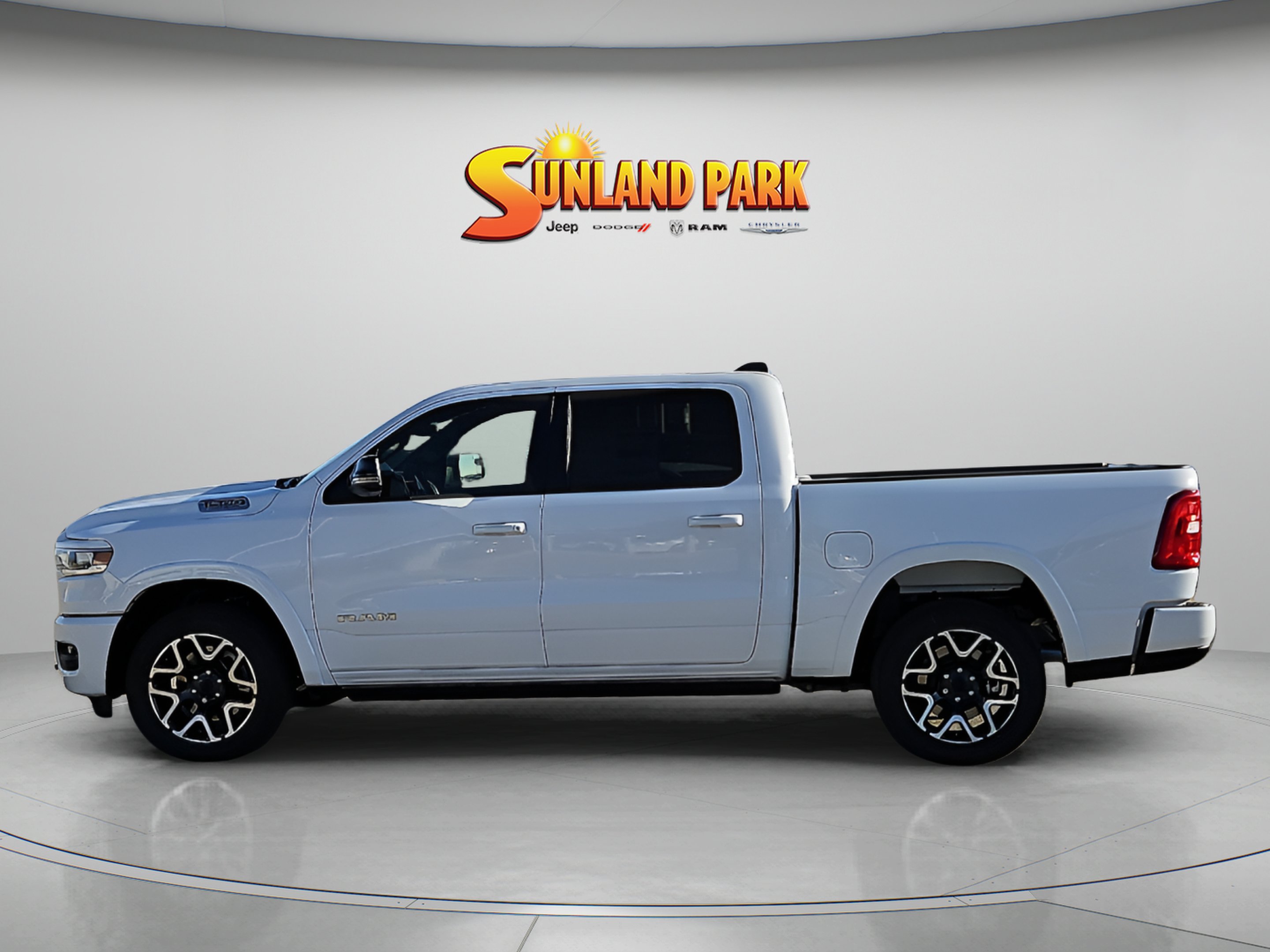 New 2026 Bright White Clear-Coat Exterior Paint RAM Laramie image 5