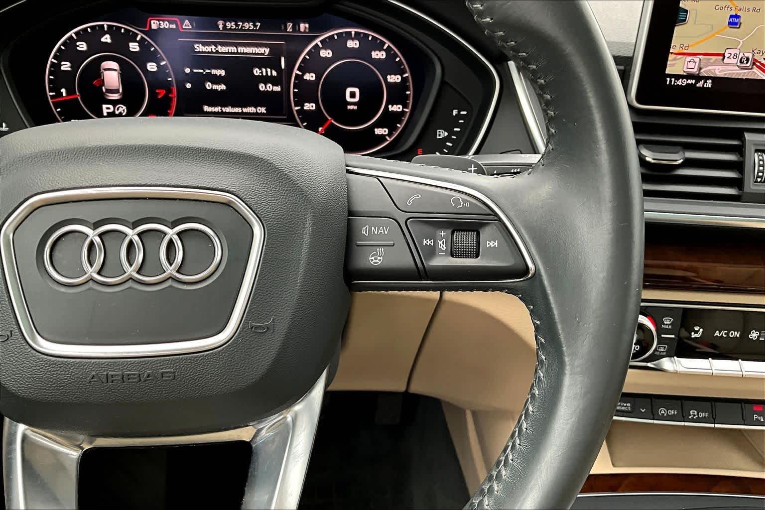 Used 2018 Navarra Blue Metallic Audi Premium Plus image 23