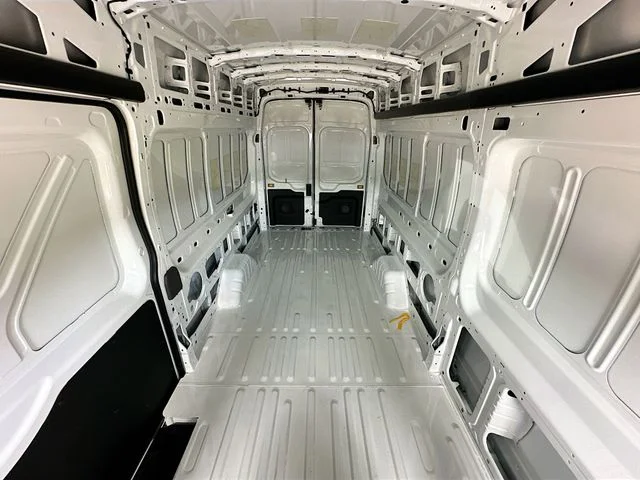 New 2026 Oxford White Ford Base image 16