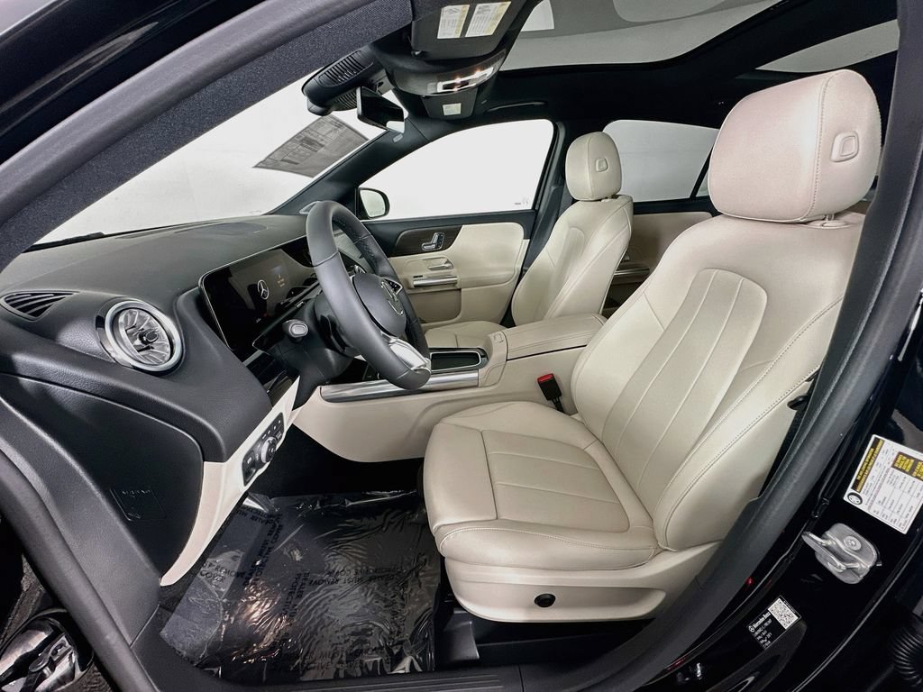 New 2026 Night Black Mercedes-Benz GLA 250 image 52