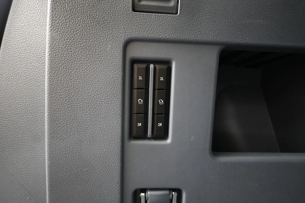 Used 2019 Blue Lincoln Black Label image 39