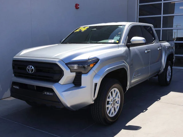 2024 Toyota Tacoma SR5 Crew Cab