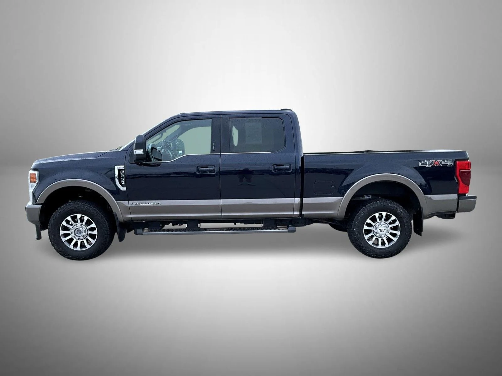 Used 2021 Blue Ford King Ranch image 8
