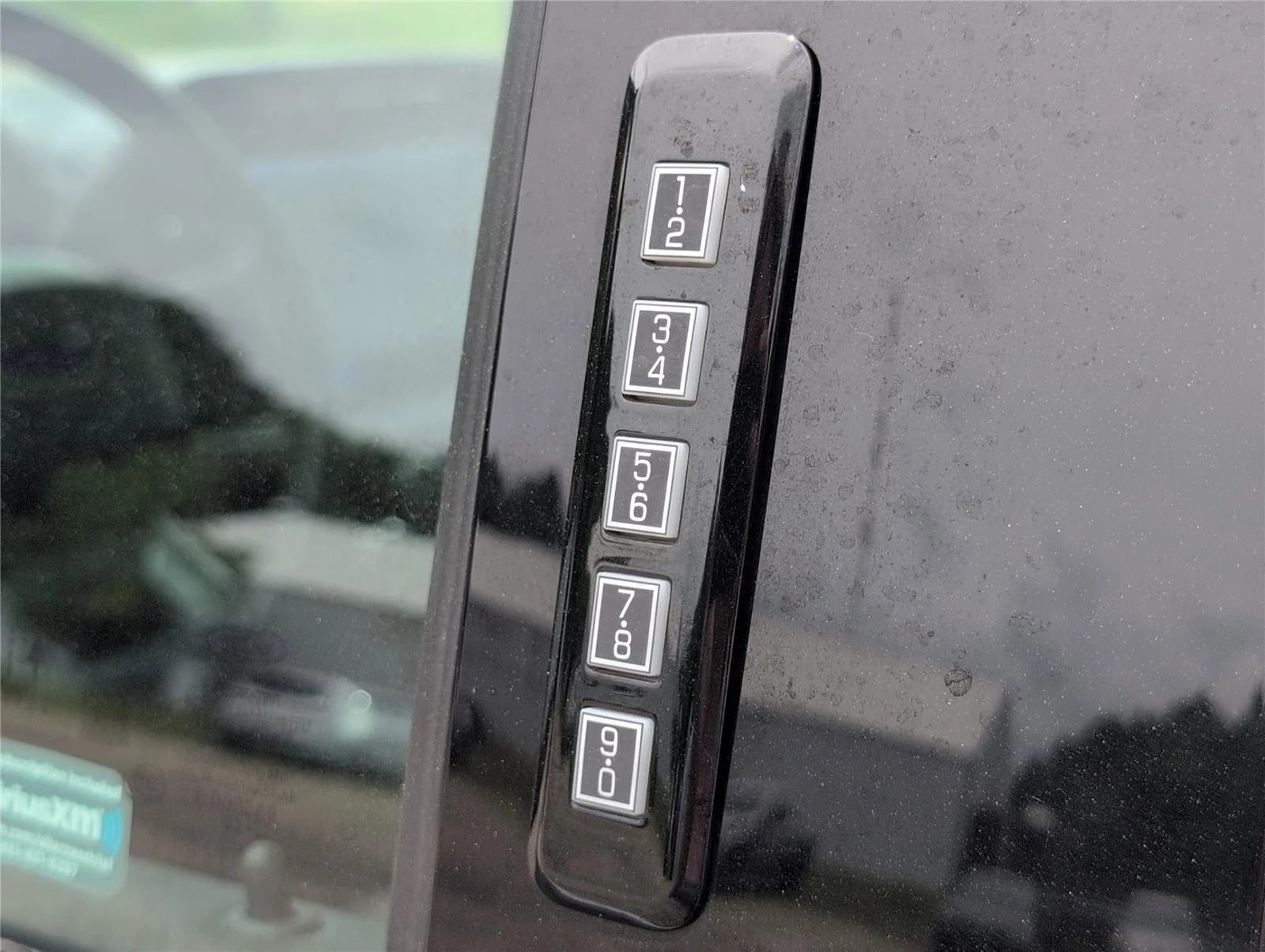 Used 2024 Iconic Silver Ford XLT image 35