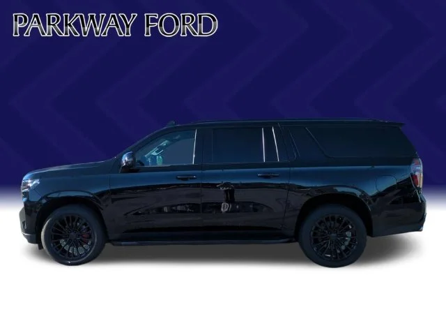 Used 2022 Black Chevrolet RST image 2