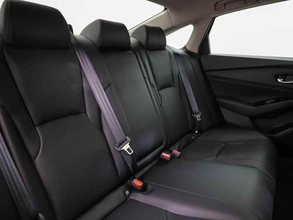 Used 2024 Crystal Black Pearl Honda Touring image 25