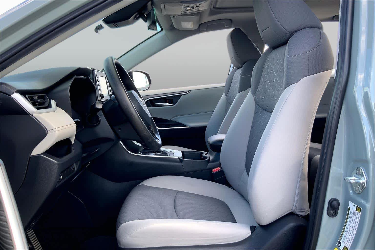 Used 2022 Lunar Rock Toyota XLE image 8