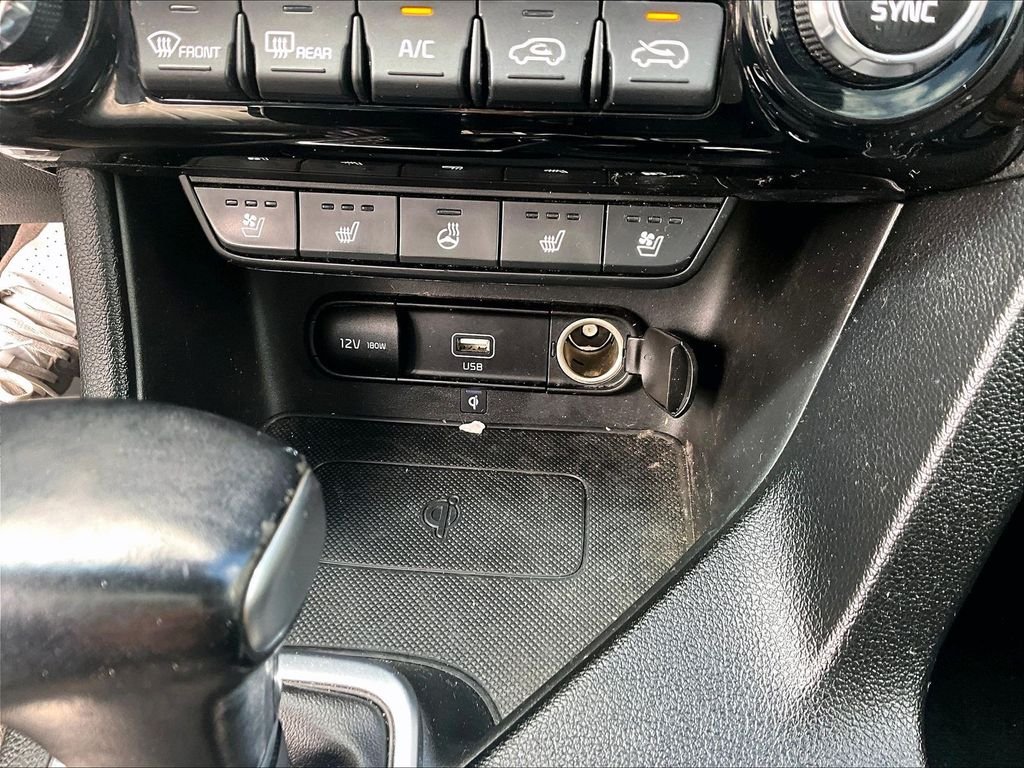Used 2020 Pacific Blue Kia SX image 27