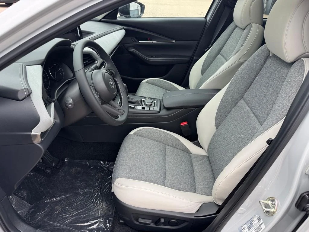 2026 Mazda CX-30 Aire Edition - Photo 8