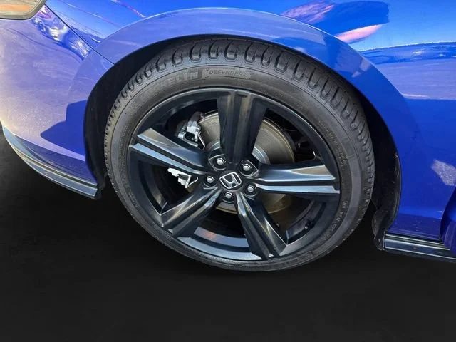 Used 2024 Blue Honda Sport-L image 11