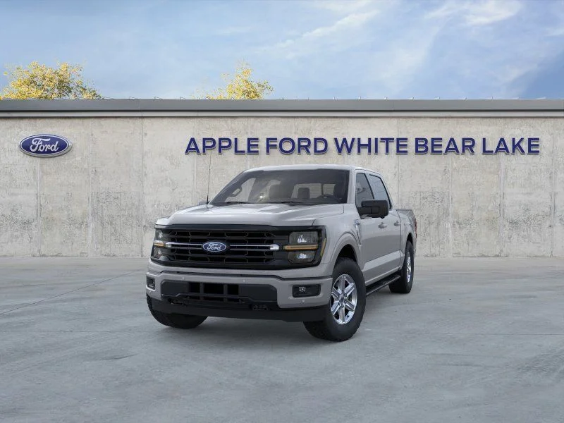 New 2026 White Ford XLT image 2