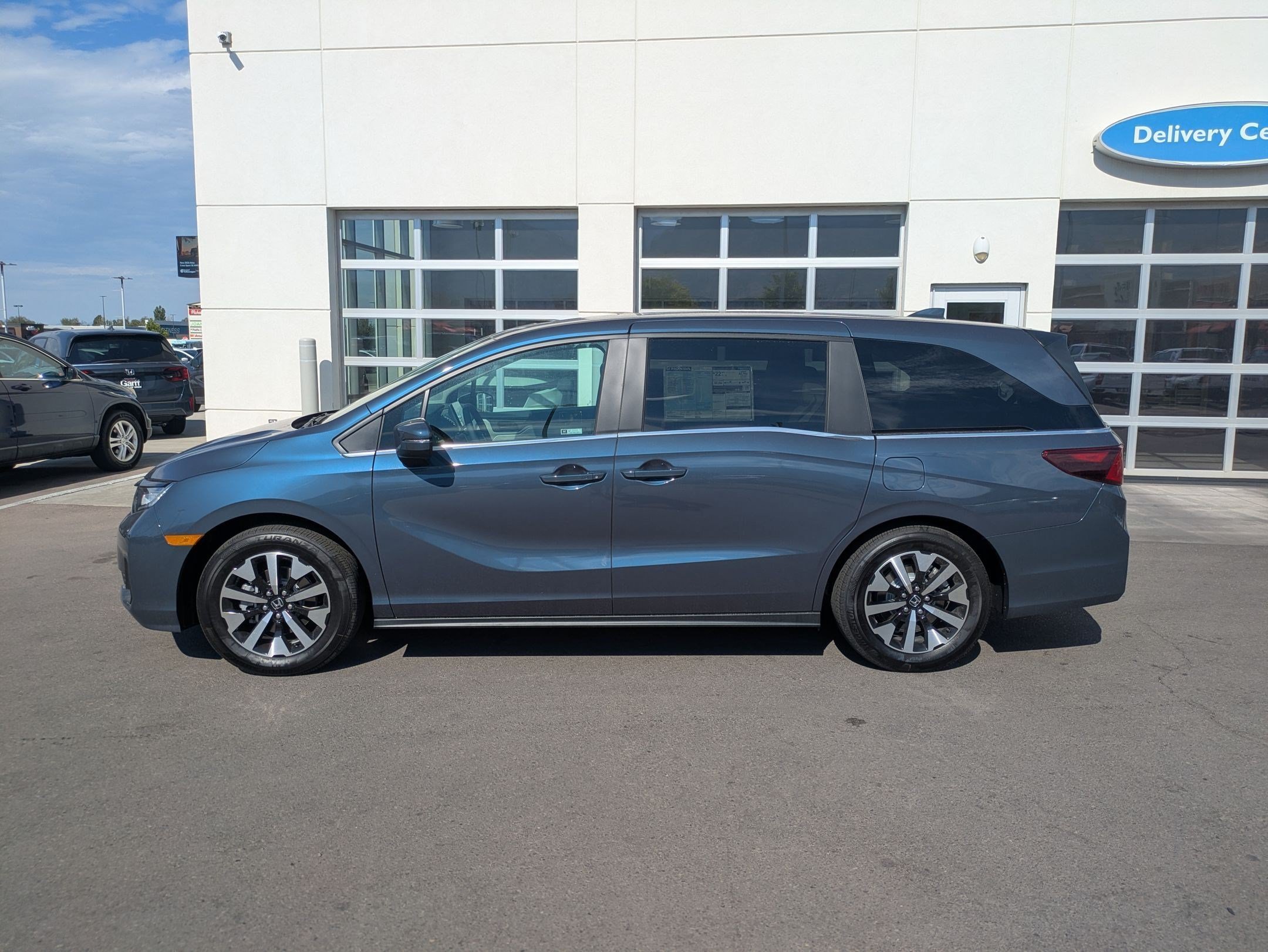 New 2026 Smoke Blue Pearl Honda EX-L image 7
