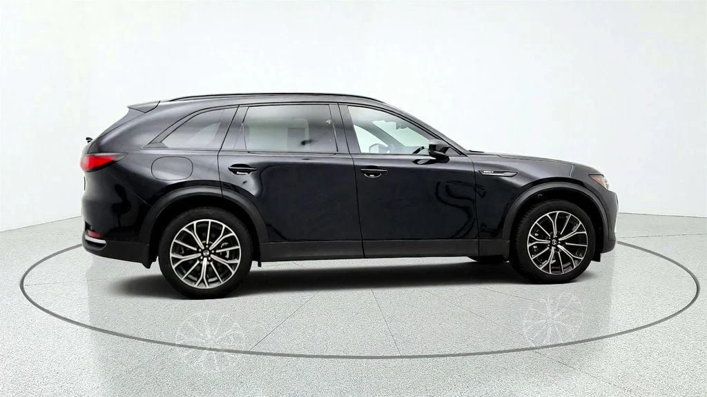 Used 2025 Jet Black Mica Mazda Premium Plus Package AWD image 4