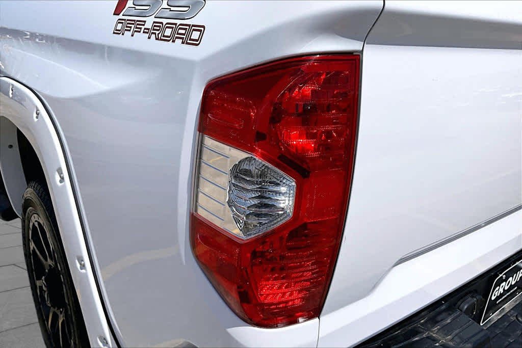 Used 2019 Super White Toyota SR5 image 8