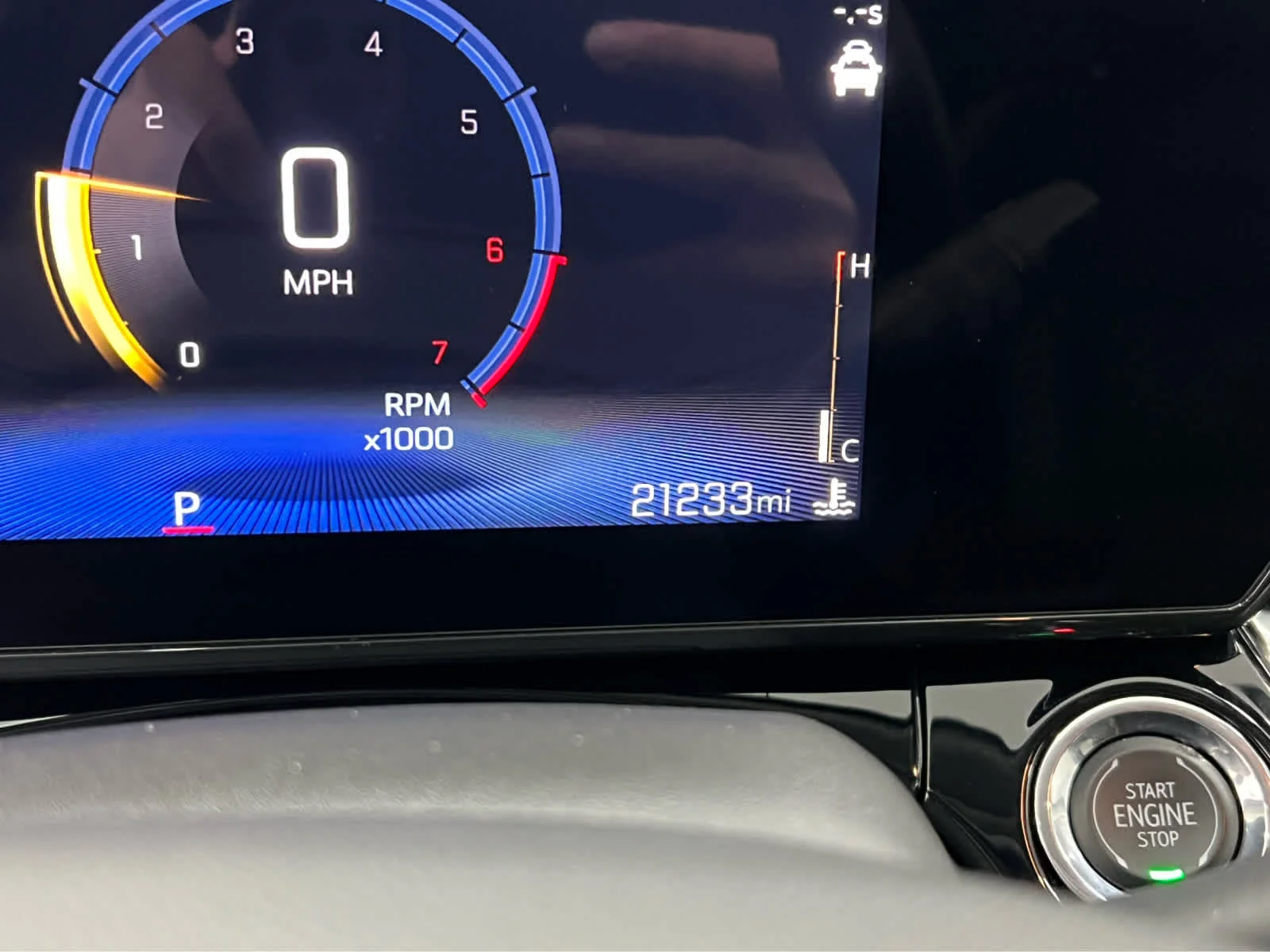 Used 2024 Summit White Chevrolet ACTIV image 16