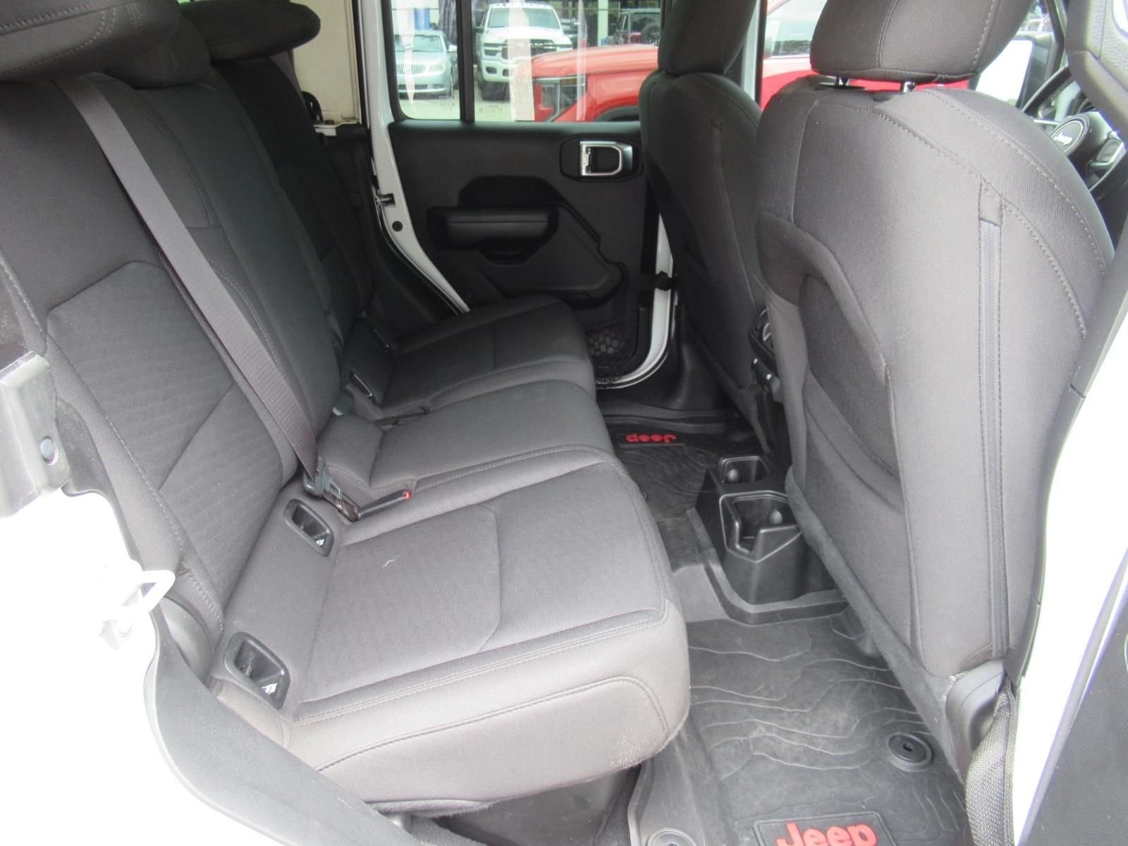 Used 2020 White Jeep Sport image 34