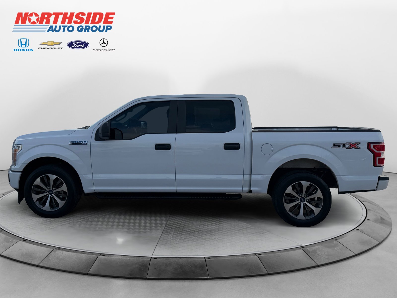 Used 2019 Oxford White Ford XL image 4