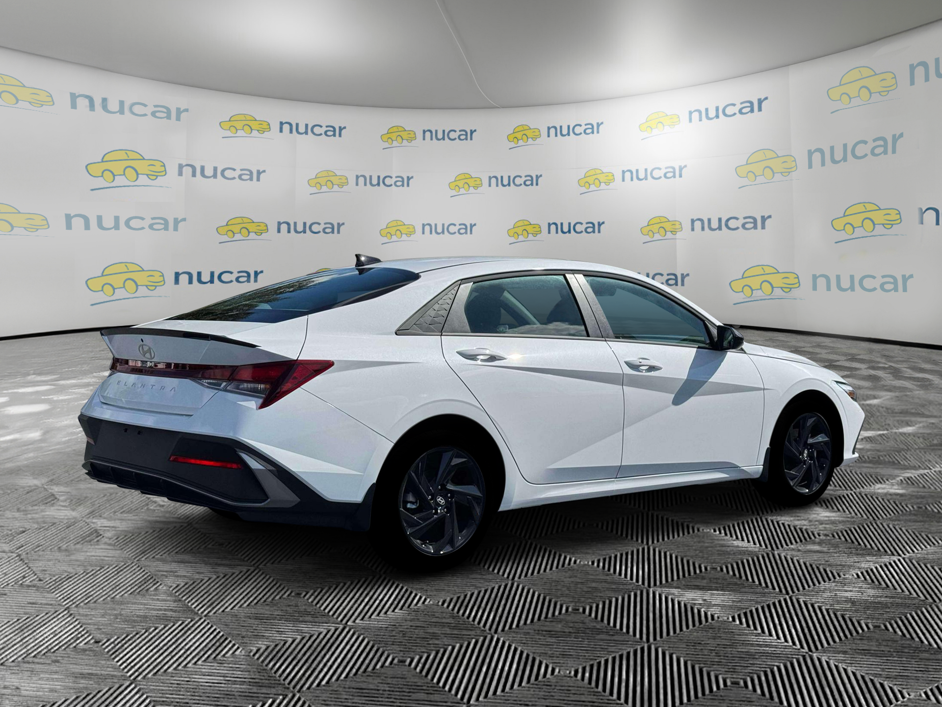 2026 Hyundai Elantra — photo 8