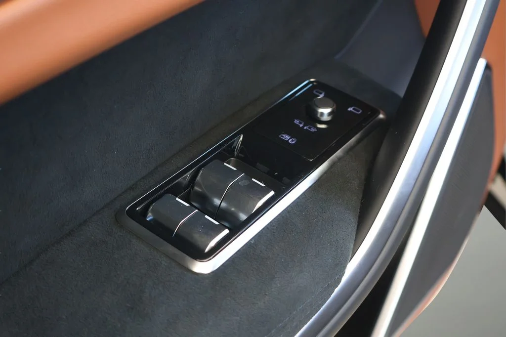 New 2026 Santorini Black Jaguar SVR image 6