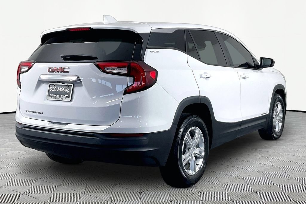 2023 GMC Terrain SLE - Photo 6