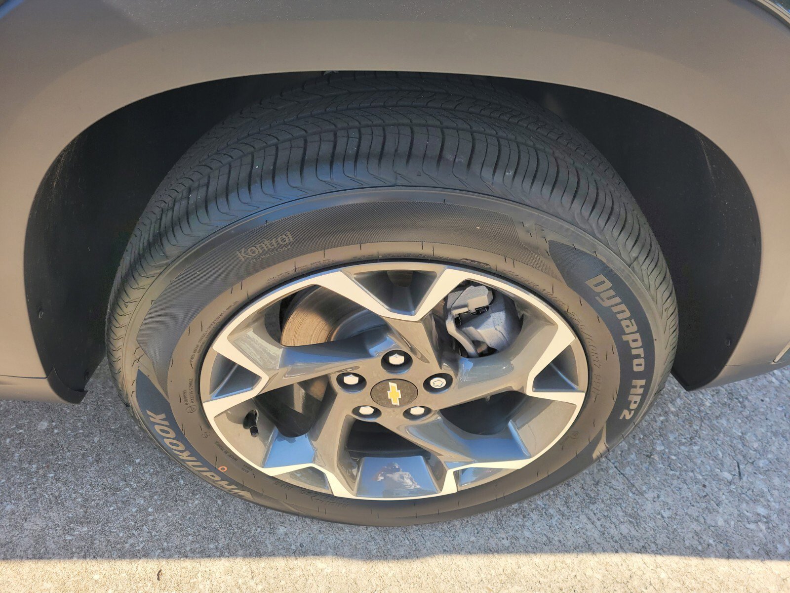 2026 Chevrolet Trax LT - Photo 9