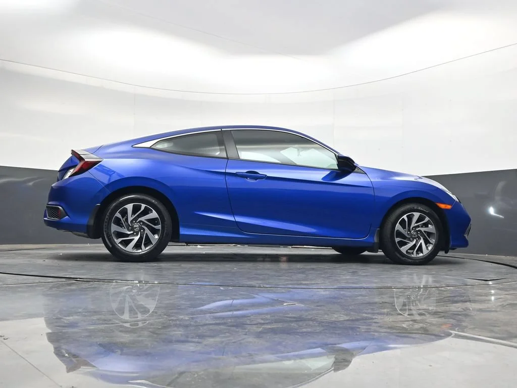Used 2020 Aegean Blue Metallic Honda LX image 36
