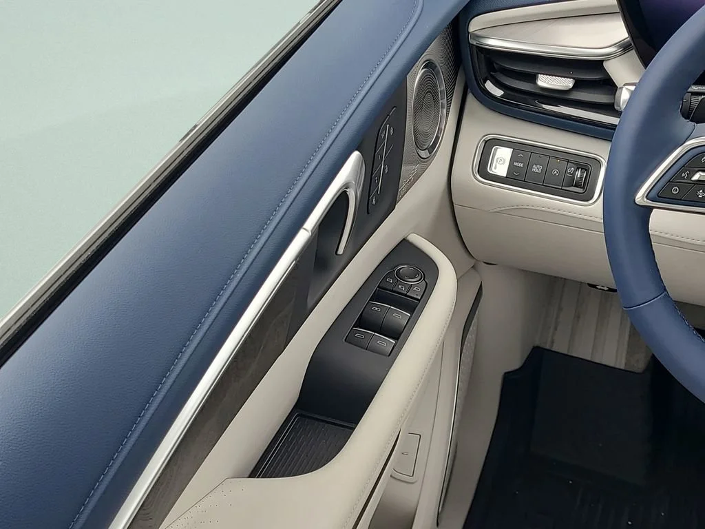 New 2026 Ocean Blue Metallic Buick Avenir image 20