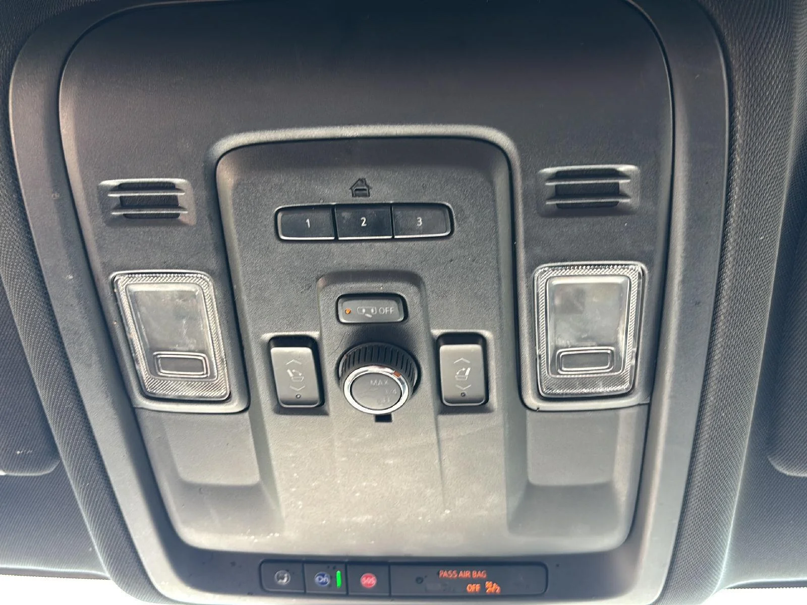 Used 2024 Summit White Chevrolet Z71 image 30