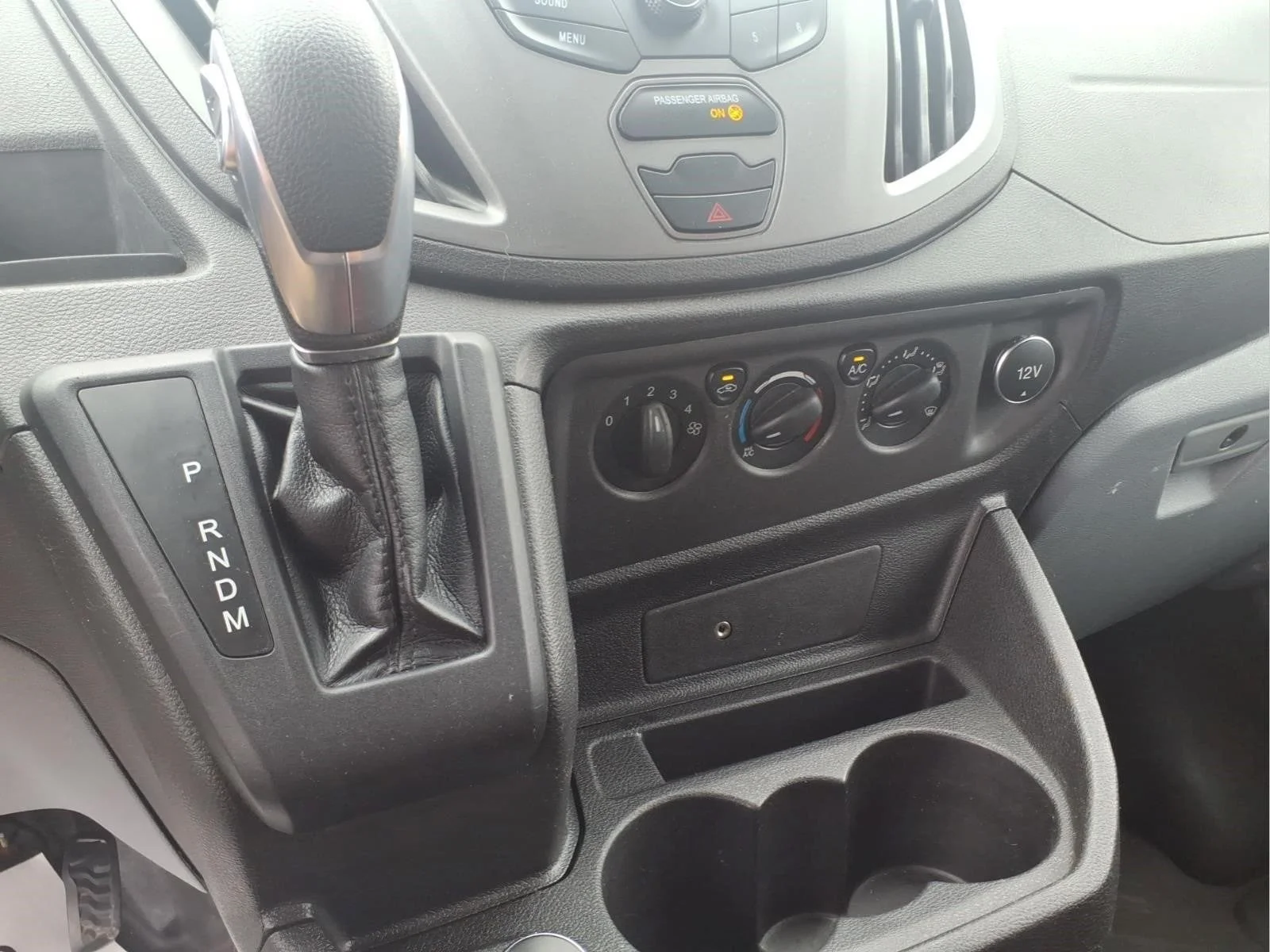 Used 2019 Oxford White Ford Base image 19