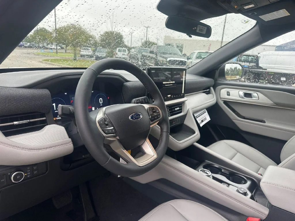 New 2027 White Ford Active image 13