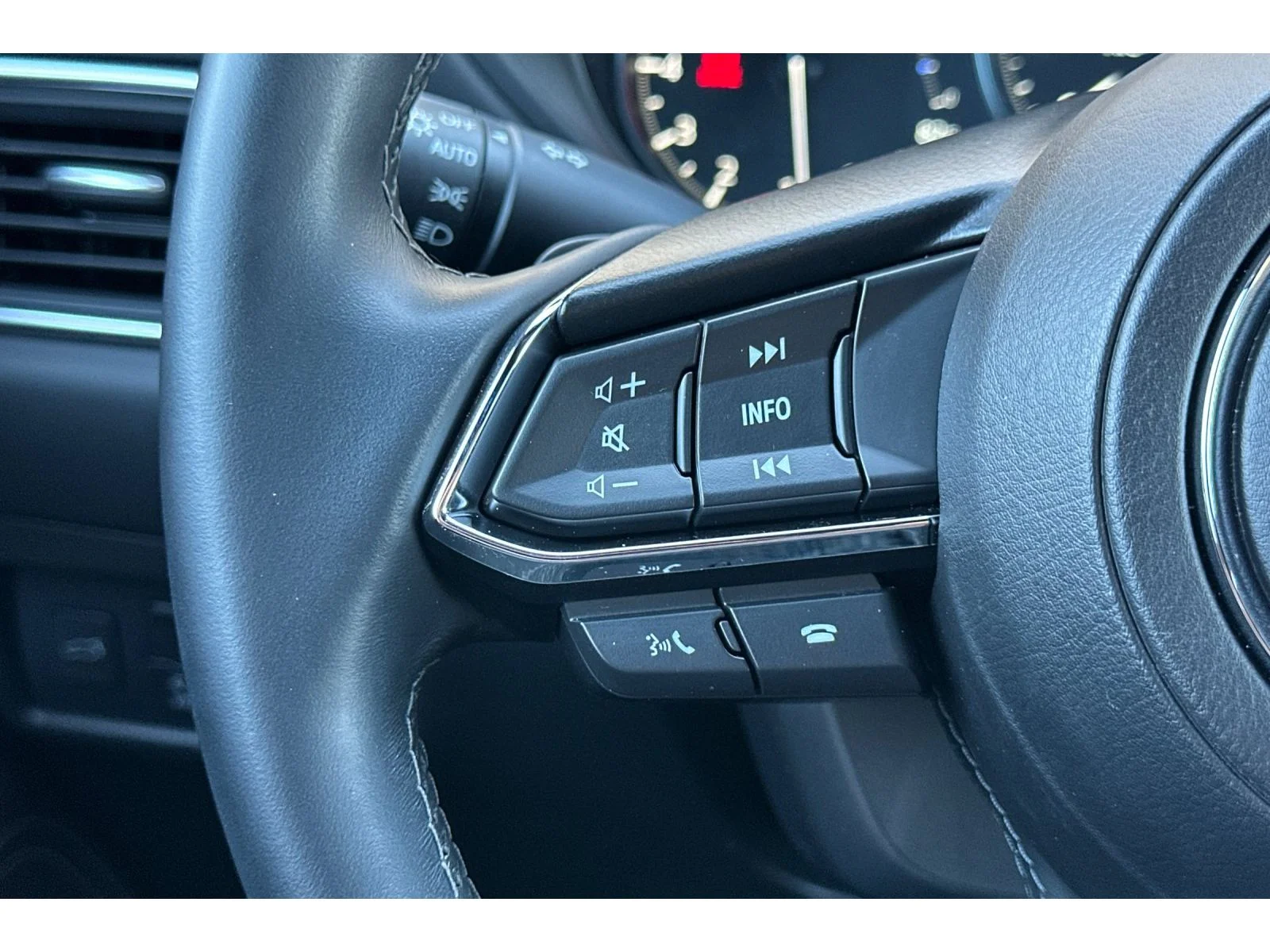 Used 2025 Deep Crystal Blue Mica Mazda 2.5 Turbo Signature image 37