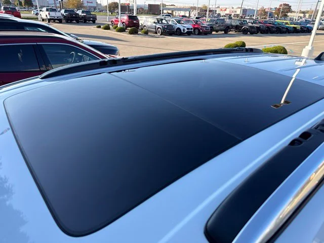 New 2027 White Chrysler Pinnacle image 12