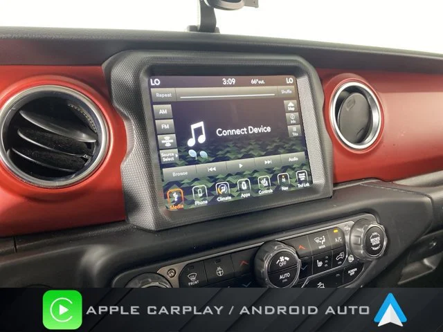 Used 2022 Gray Jeep Rubicon image 4