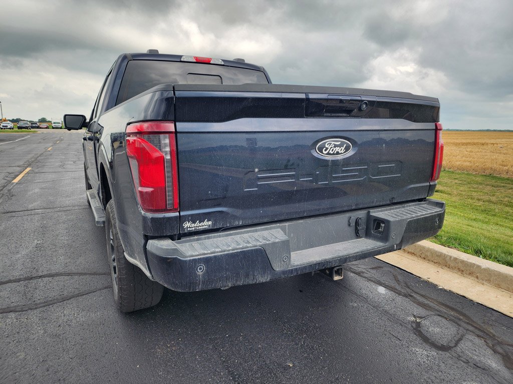 Used 2025 Antimatter Blue Metallic Ford XLT image 3