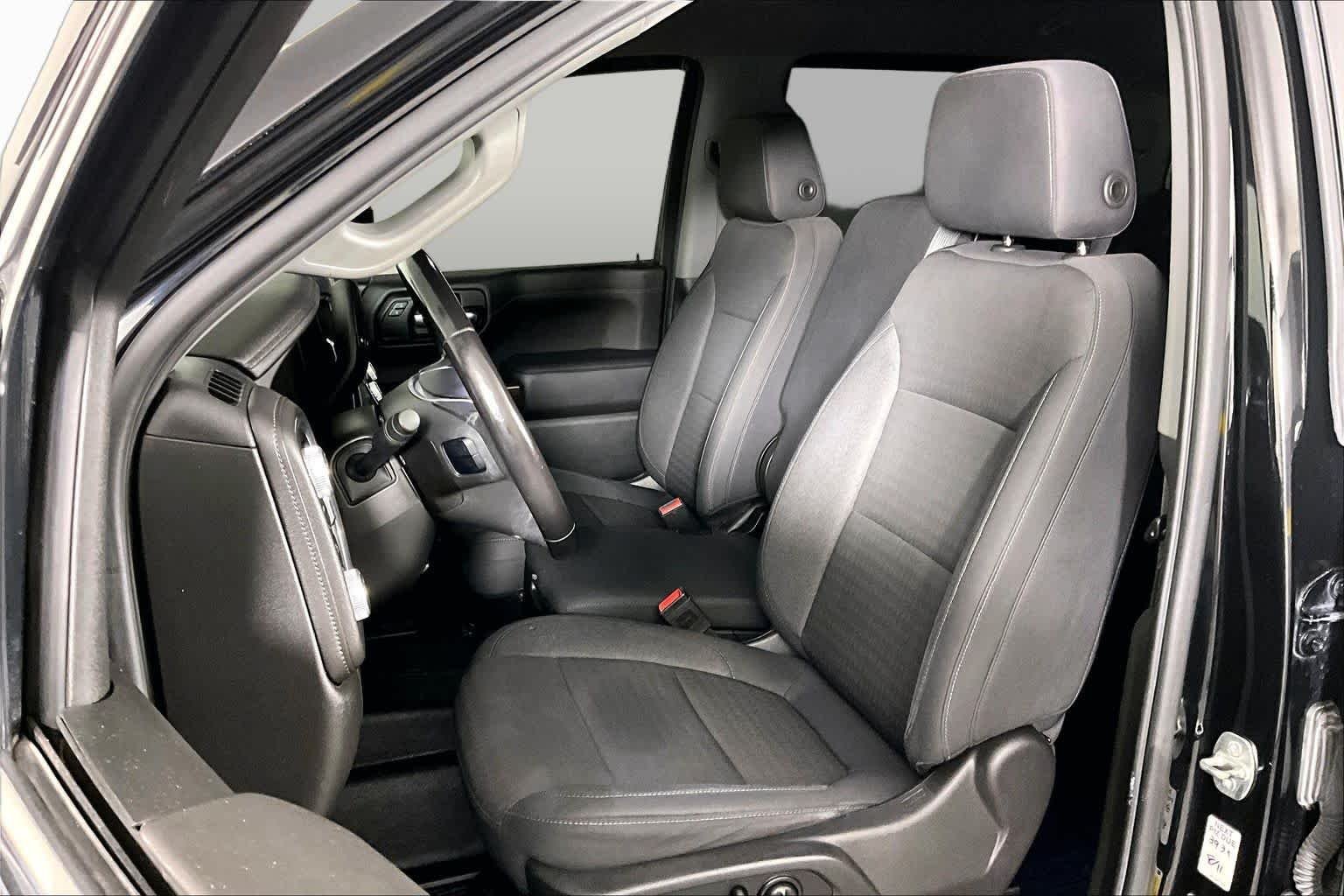 Used 2020 Onyx Black GMC SLE image 8
