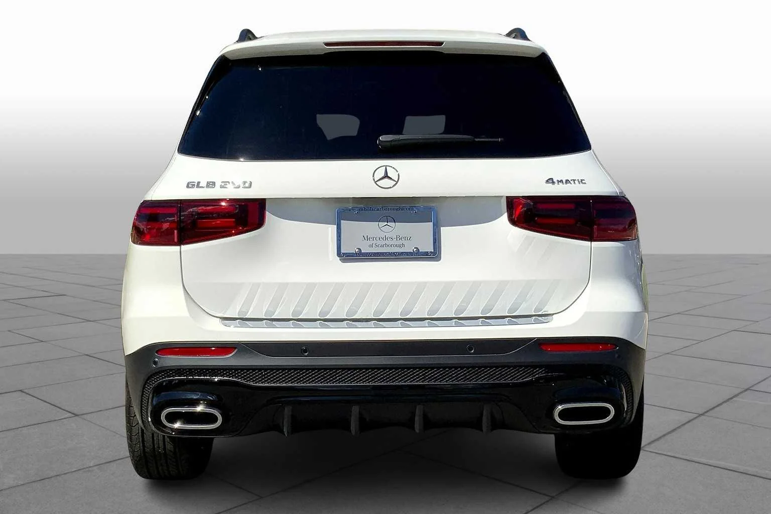 Certified Used 2026 Polar White Mercedes-Benz GLB 250 image 4