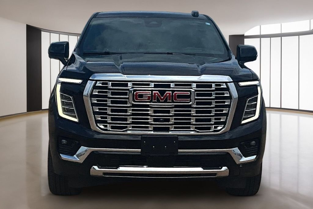 Used 2025 Black GMC Denali image 3