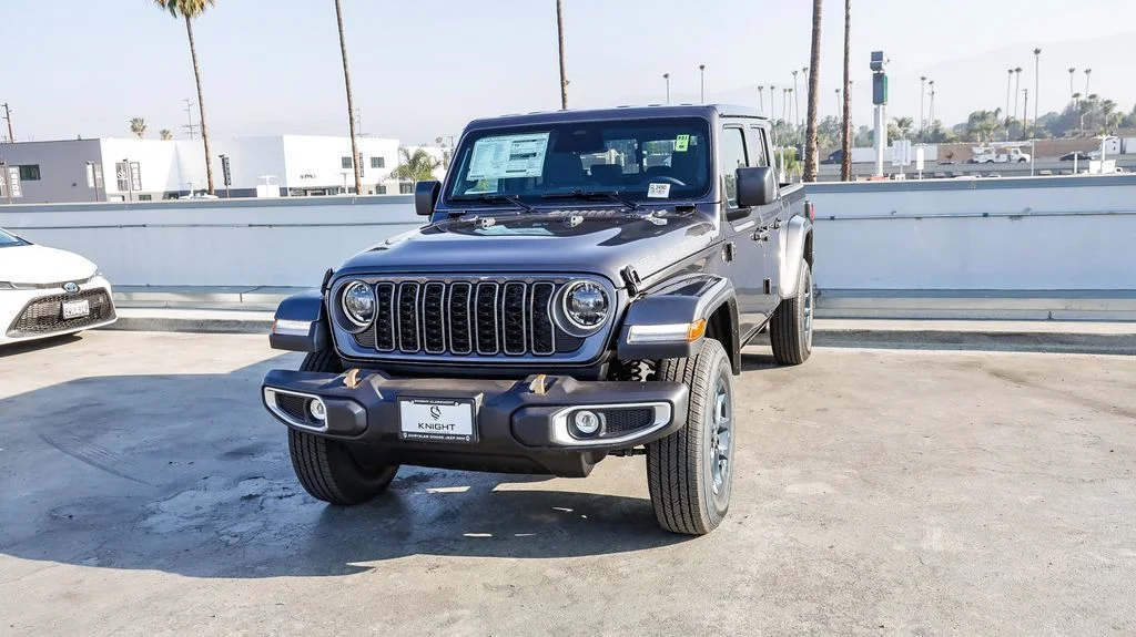 New 2026 Gray Jeep 85th Anniversary Edition image 4
