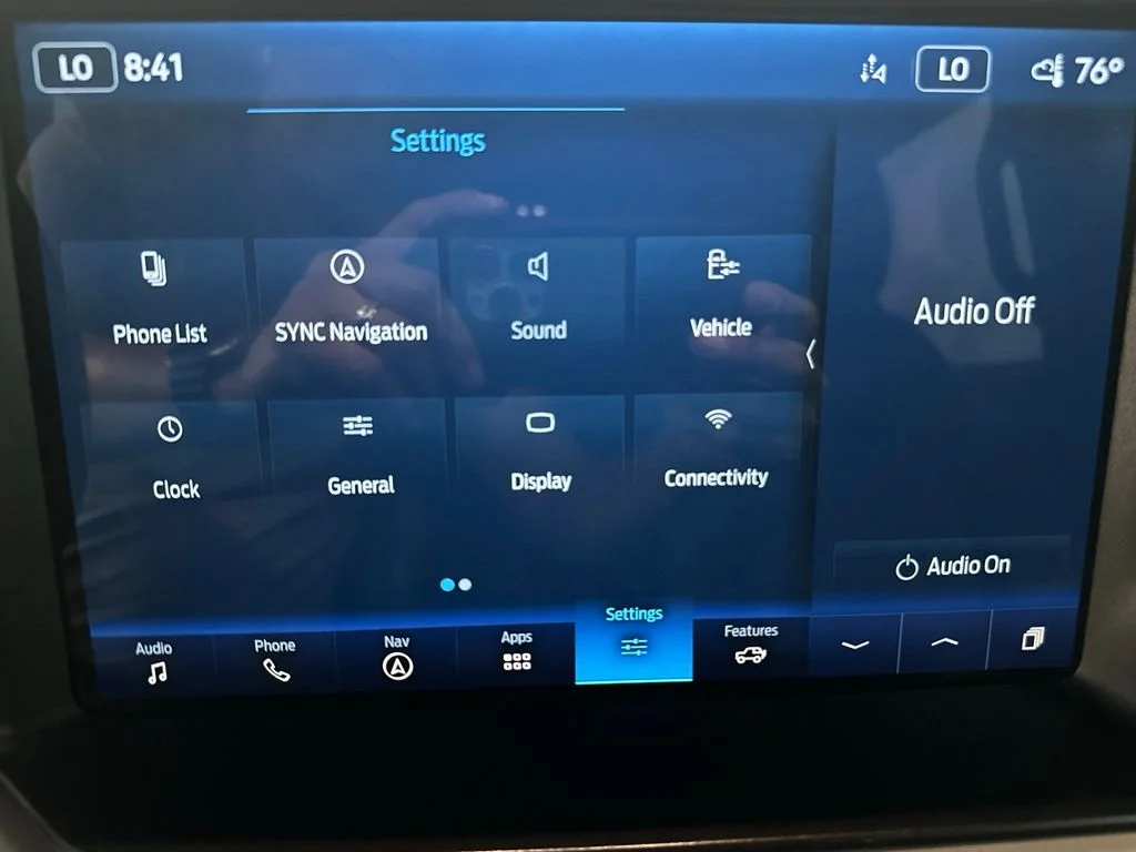 Used 2022 Gray Ford Badlands image 19
