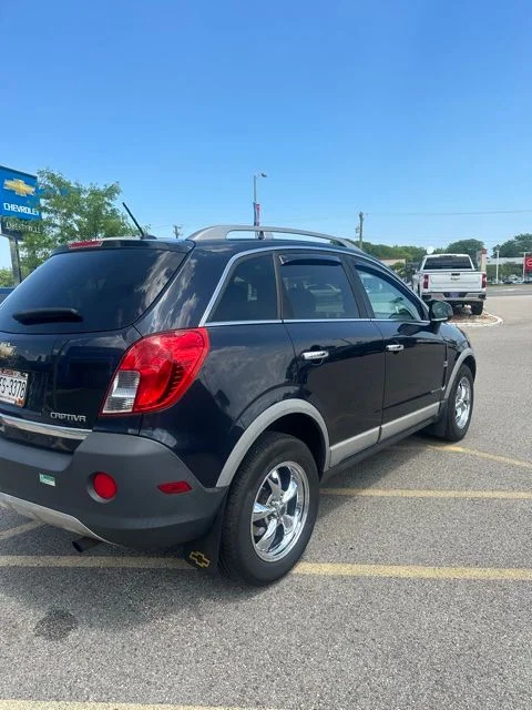Used 2014 Blue Chevrolet 2LS image 3