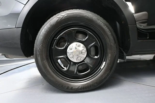 Used 2014 Black Ford Base image 13