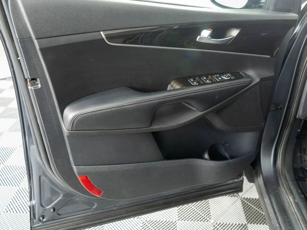 Used 2020 Gray Kia LX image 21