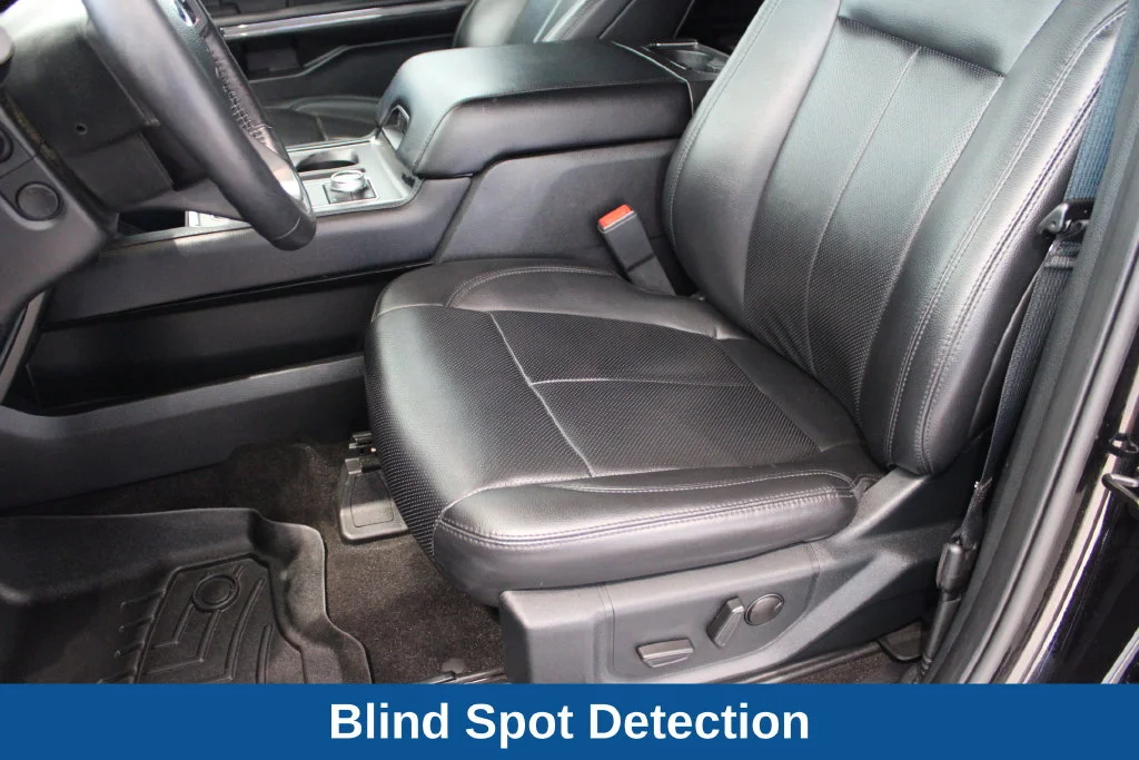 Used 2021 Black Ford XLT image 11