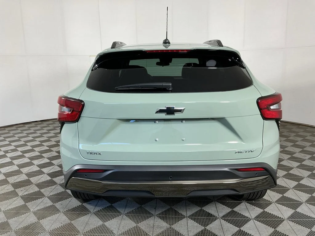 New 2026 Cacti Green Chevrolet ACTIV image 7