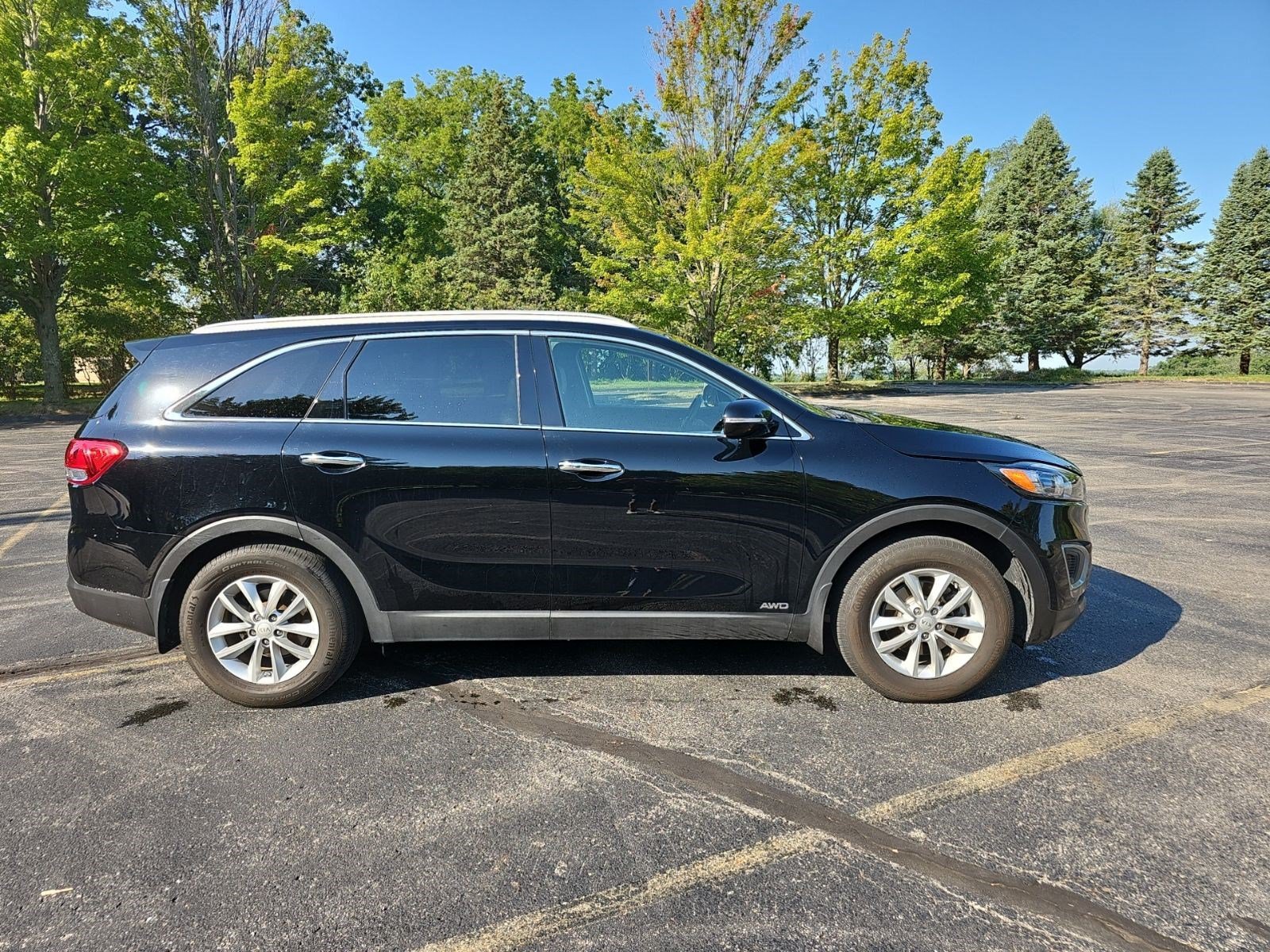 Used 2017 Ebony Black Kia LX image 6