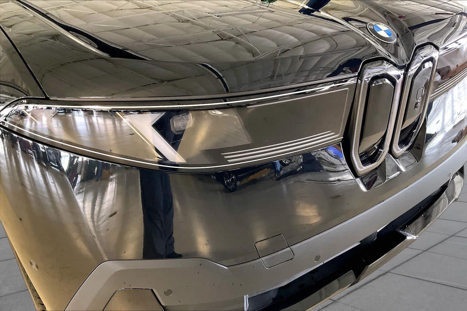 New 2027 Black Sapphire Metallic BMW 50 xDrive image 13