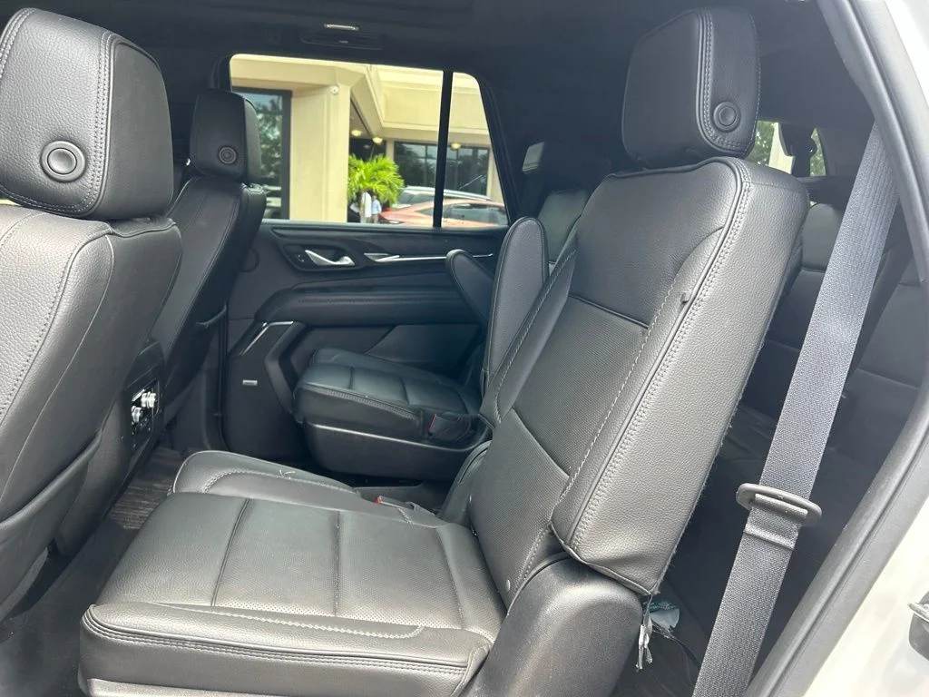 Used 2023 White GMC Denali image 13